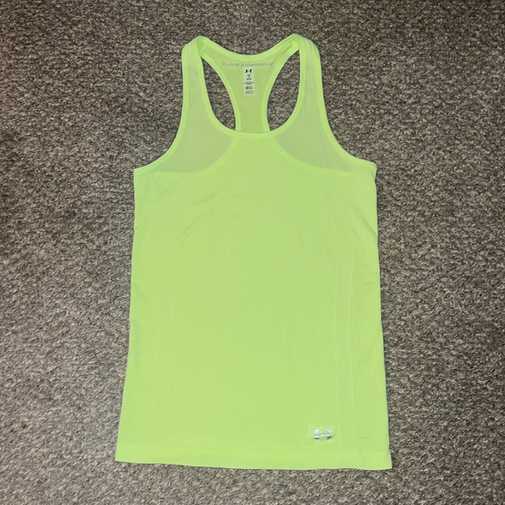 Under Armour top. Xs